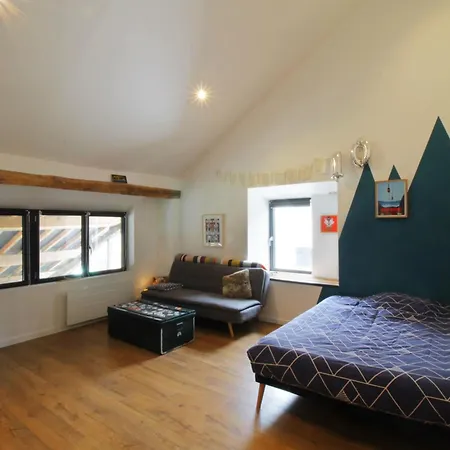 Holiday home Maison De Charme Et De Loisirs Entre Et Monts Gresy-sur-Aix